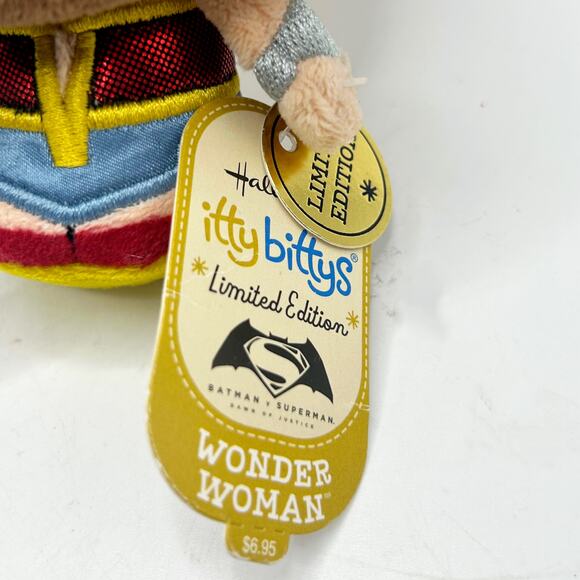 Hallmark DC Comics Itty Bittys WONDER WOMAN Set of 3 Beanie Plush Dolls NWT - Picture 6 of 9
